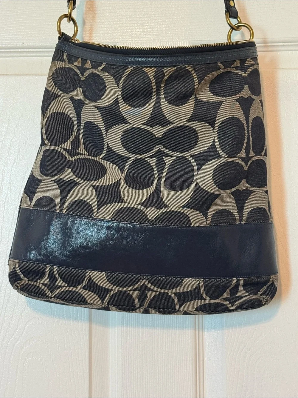 Coach Signature Hobo Shoulder Bag Navy Blue & Tan